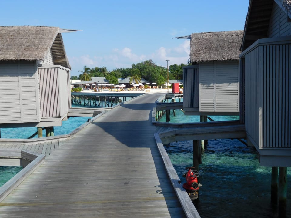 Außenansicht Centara Ras Fushi Resort & Spa Maldives