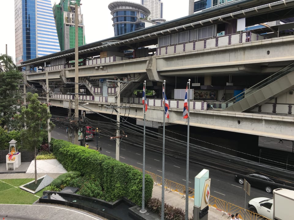 Außenansicht Eastin Grand Hotel Sathorn