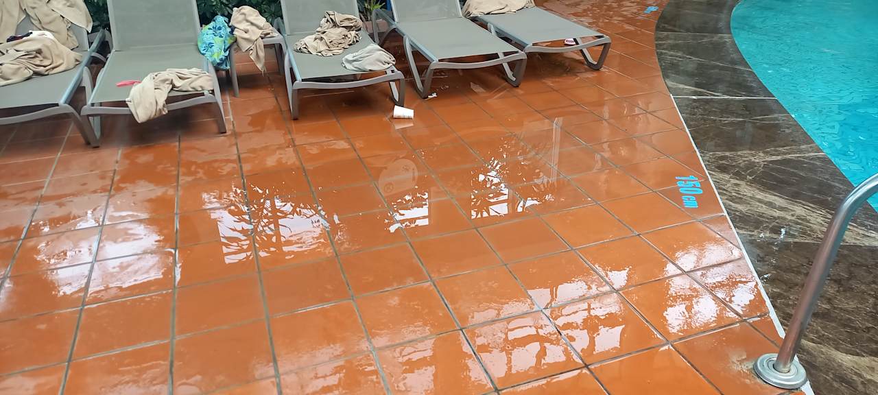 Pool Hotel Pine Bay Holiday Resort