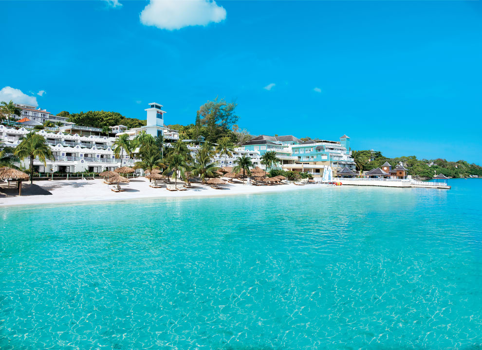 "Außenansicht" Beaches Ocho Rios A Spa, Golf & Waterpark Resort