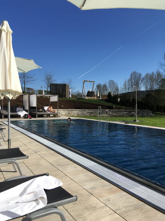 Toller Pool mit angenehmen Wassertemperaturen Hotel Lindenwirt