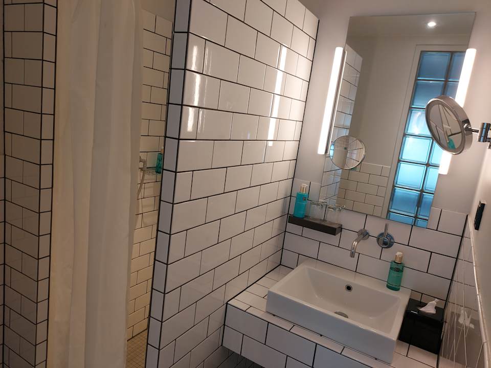 Zimmer Ku' Damm 101 Hotel