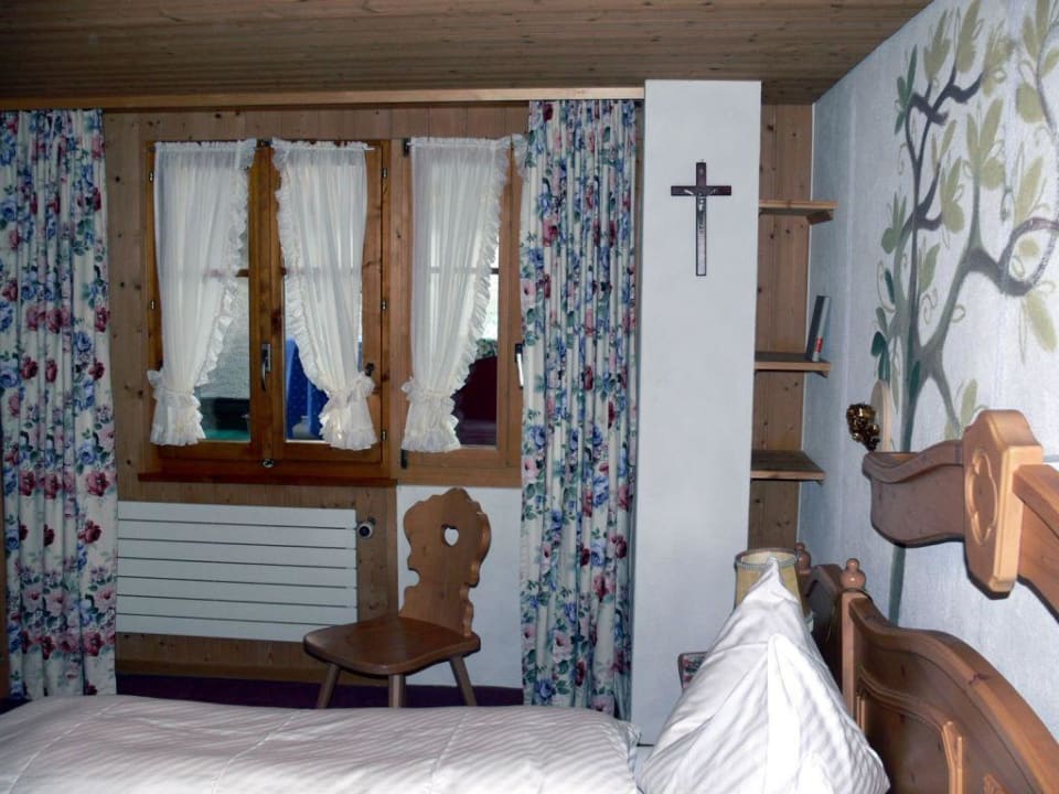 Hotel Walliserhof, Zimmer "Gartenlaube" Hotel Walliserhof - The Dom Collection