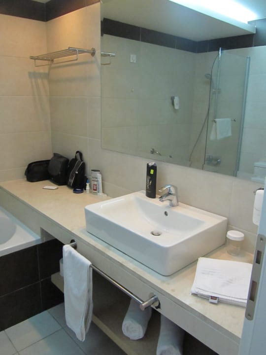 Wannenbad Alea Hotel & Suites