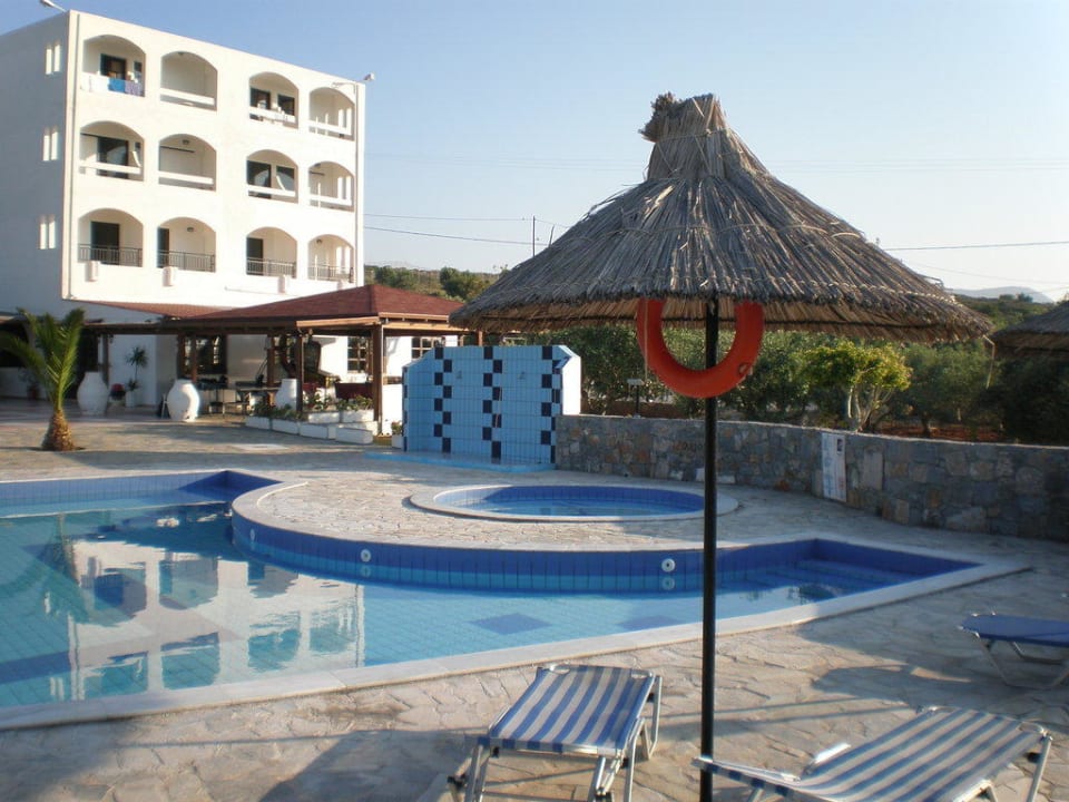 Aussen Ocean Heights View Hotel