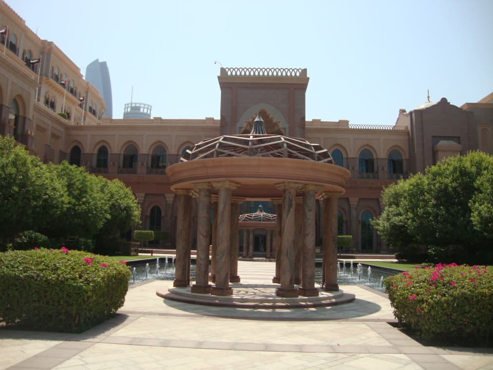 Gartenanlage Emirates Palace Mandarin Oriental