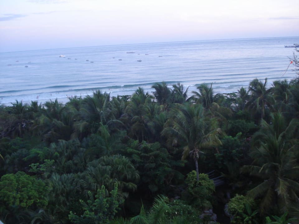 Вид с нашего ьалкона Hotel Resort Intime