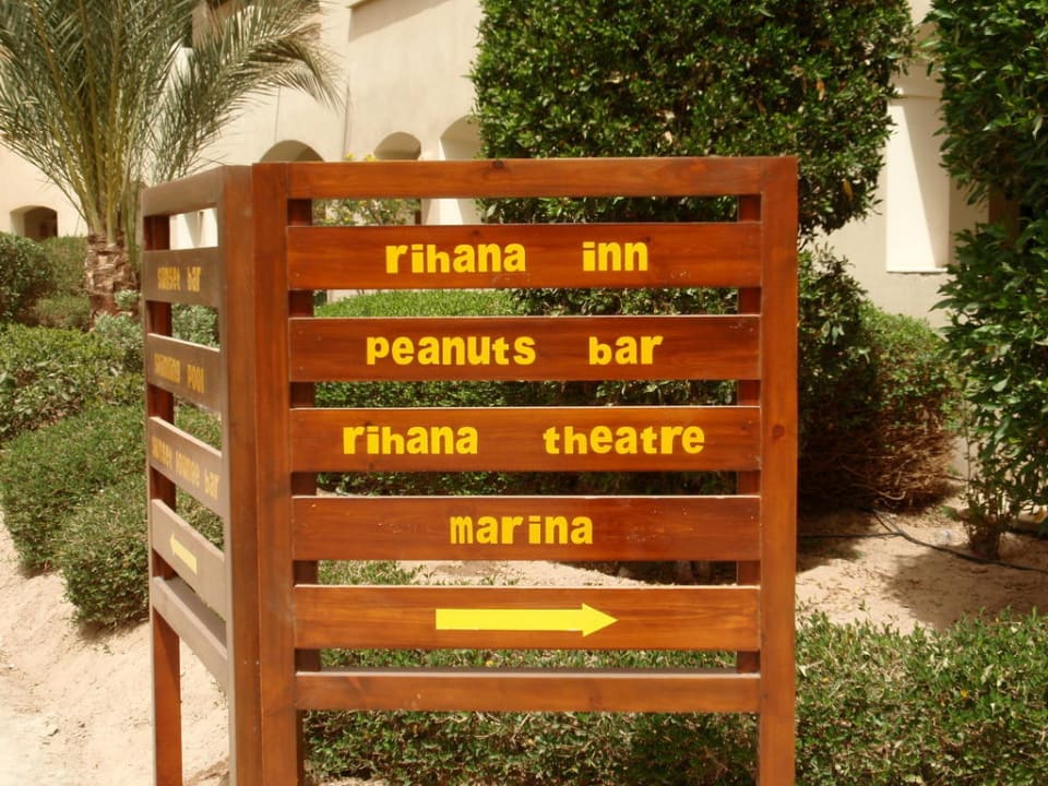 Gute Wegbeschreibung im ganzen Hotel Three Corners Rihana Resort Deluxe