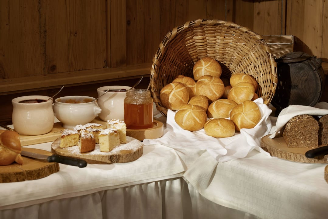 Frühstücksbuffet Posthotel Strengen am Arlberg