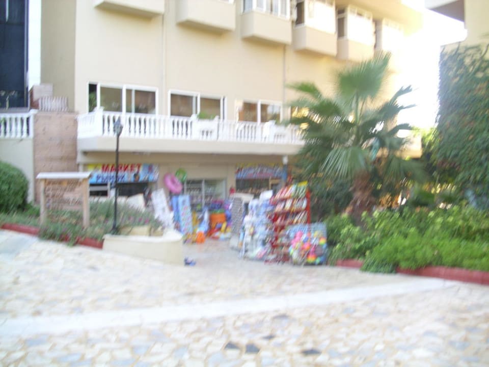 Geschäfte Mira Meridia Beach Hotel
