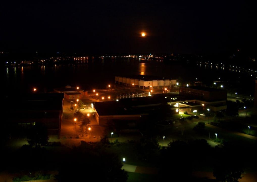 Blick auf dem Binnensee bei Nacht Heiligenhafen Ferienpark