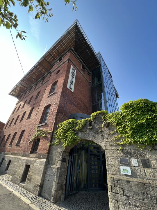 Außenansicht Stadt-gut-Hotel Fronveste - Das Alte Knasthaus