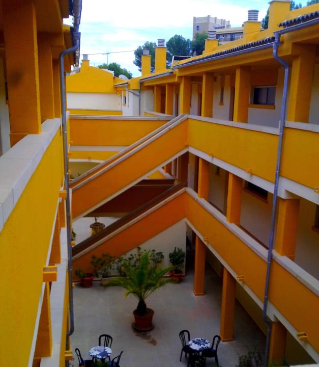 Schöner Innenhof FLOR los Almendros Apartamentos