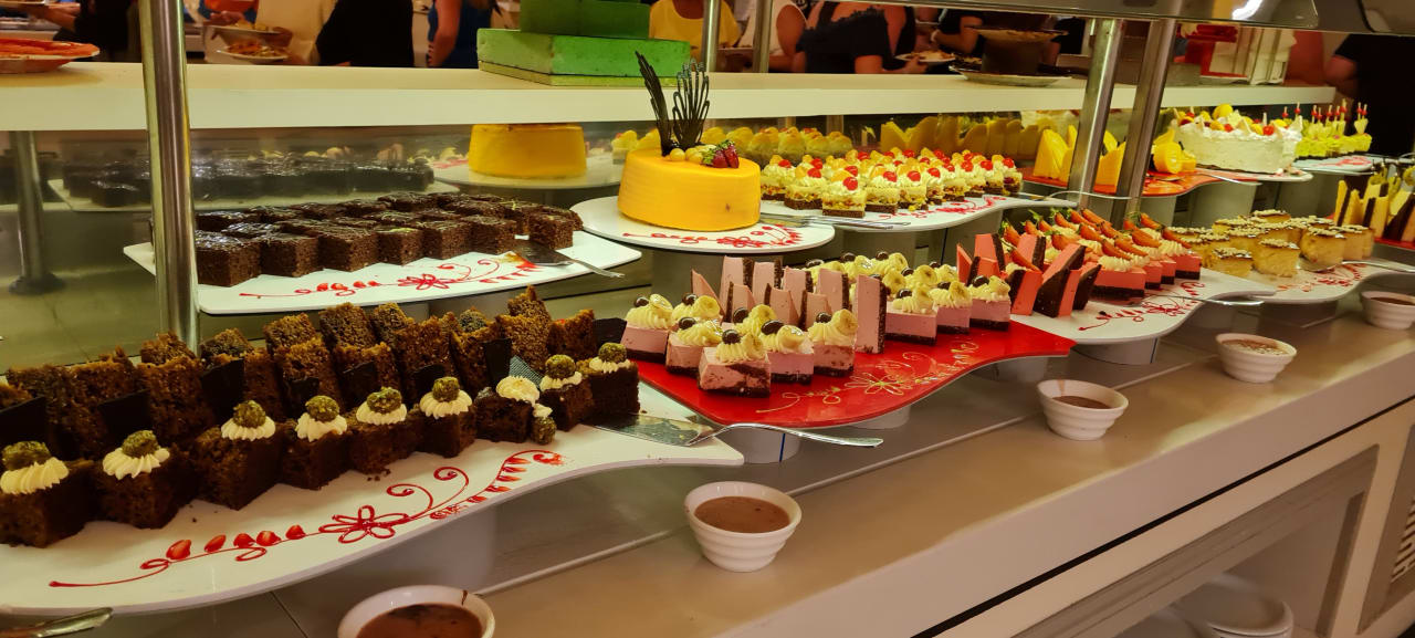 Gastro Seaden Sea World Resort & Spa