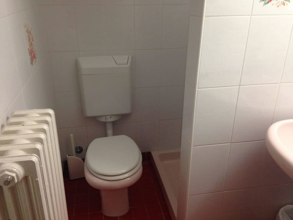 Dusche oder WC? Hotel Marco Polo