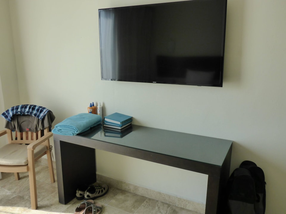 LED TV Akumal Bay Beach & Wellness Resort