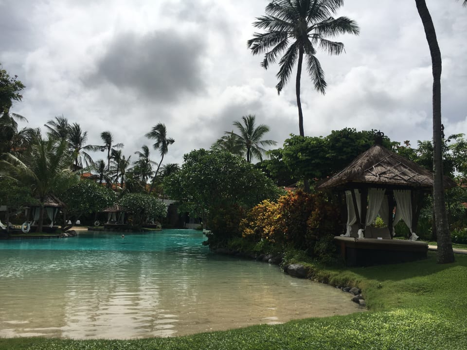 Pool The Laguna A Luxury Collection Resort & Spa