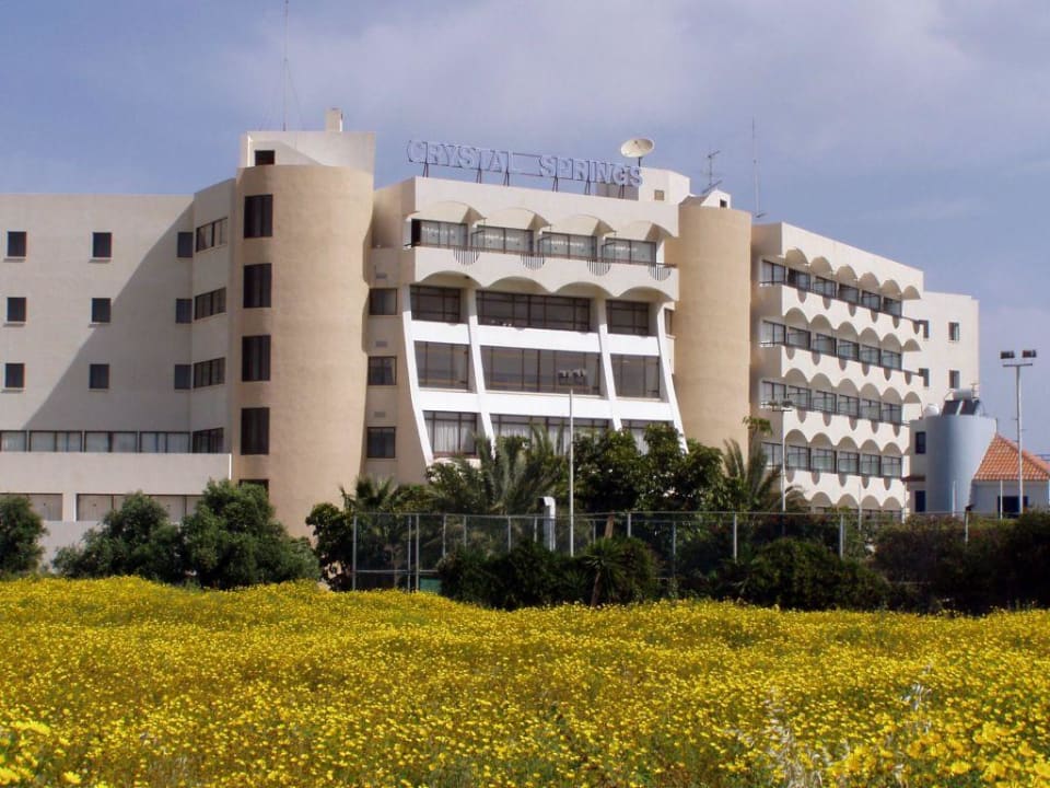 Frontansicht Crystal Springs Crystal Springs Beach Hotel