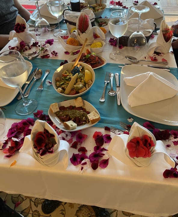 Gastro Quattro Beach Spa & Resort