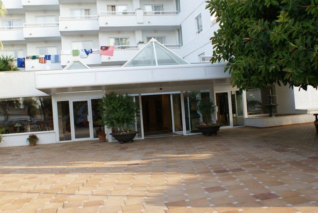 Hotel Haupteingang Grupotel Los Príncipes Apartments & Spa
