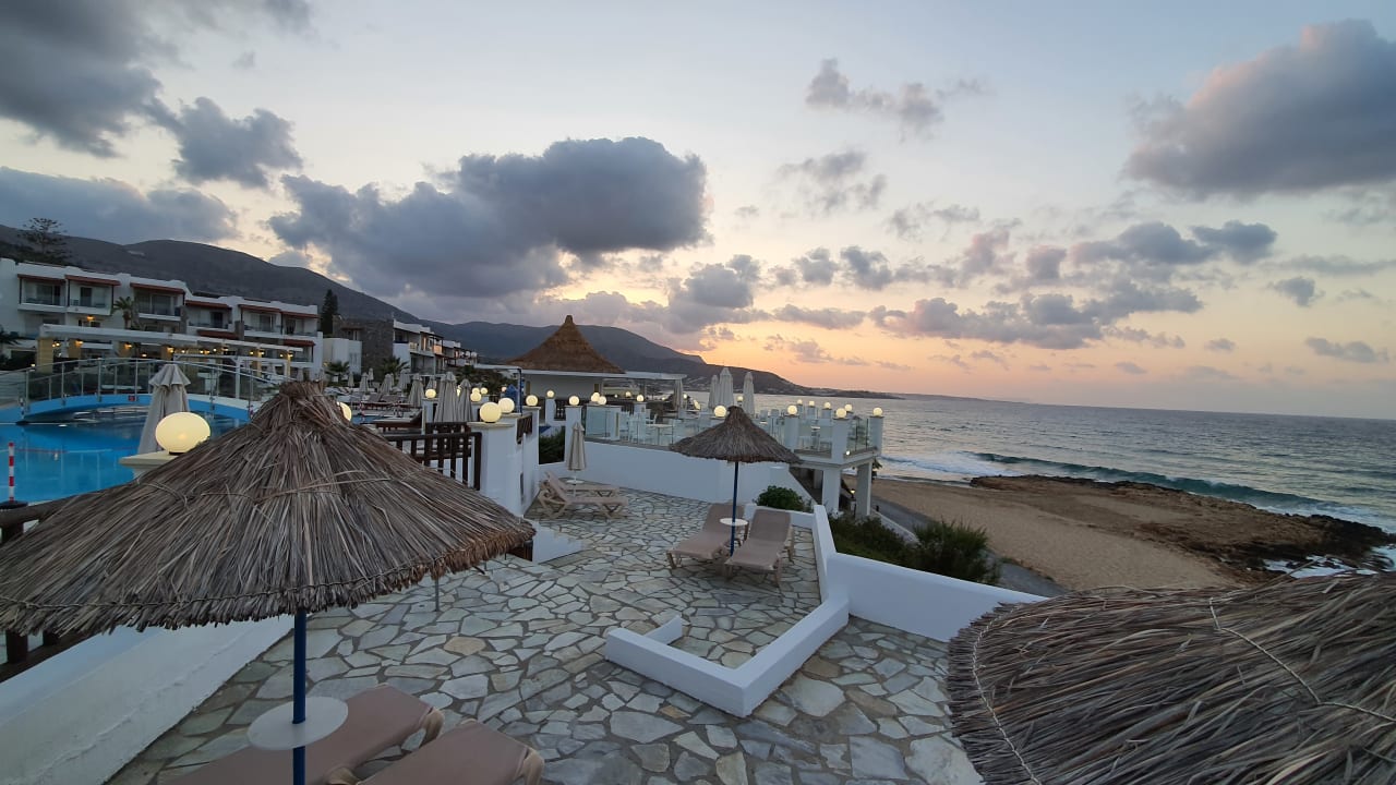 Ausblick Alexander Beach Hotel & Village Resort