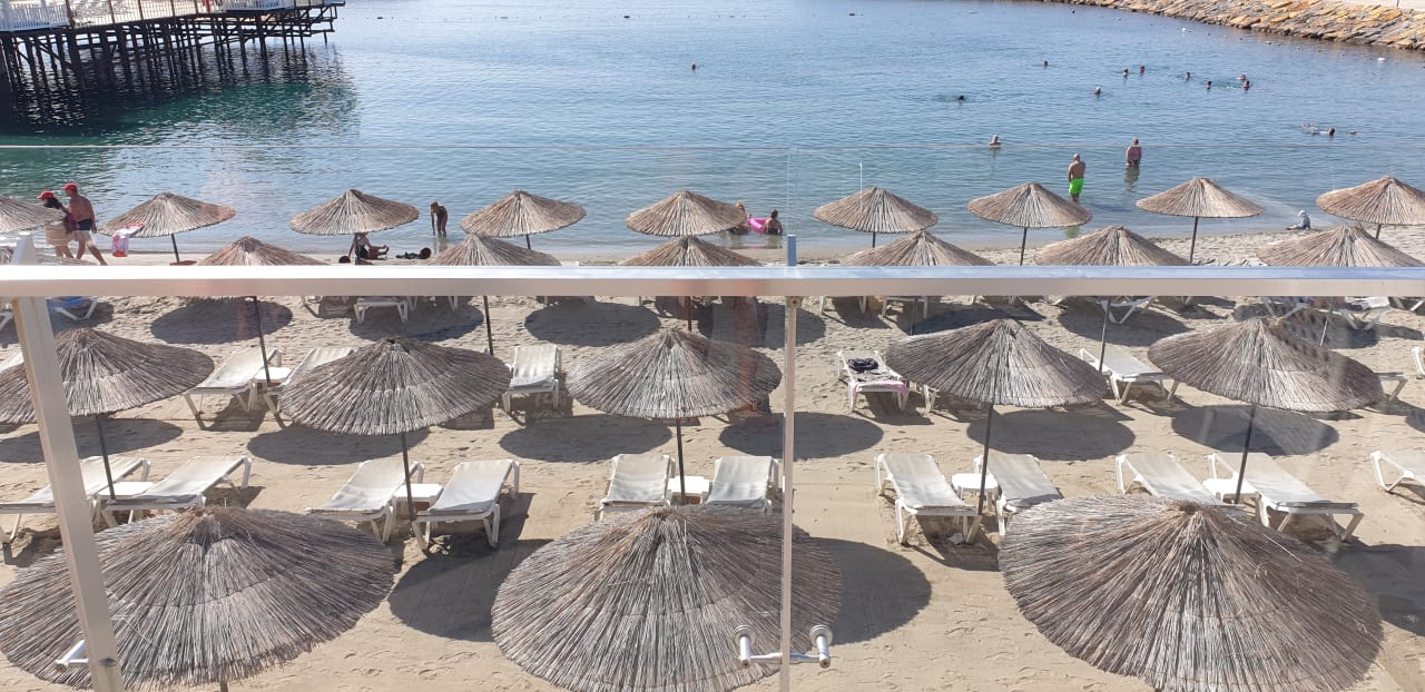 Strand Aria Resort & Spa