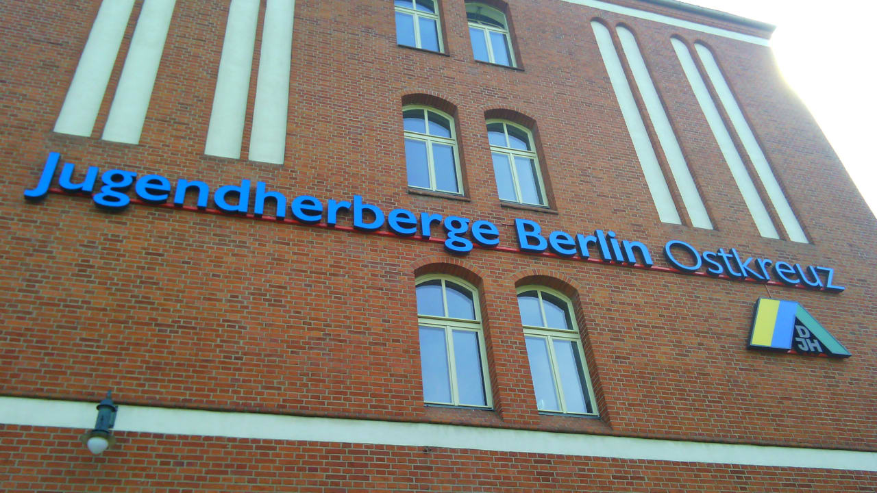 Außenansicht Jugendherberge Berlin Ostkreuz