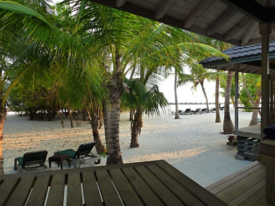 Strand Kuredu Island Resort & Spa