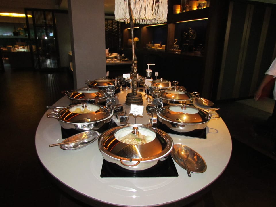 Frühstück europäisch "warm" Holiday Inn Resort Phuket