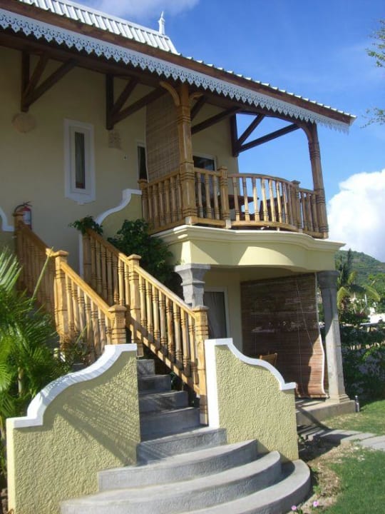 Aufgang zum Apartment Hotel La Mariposa