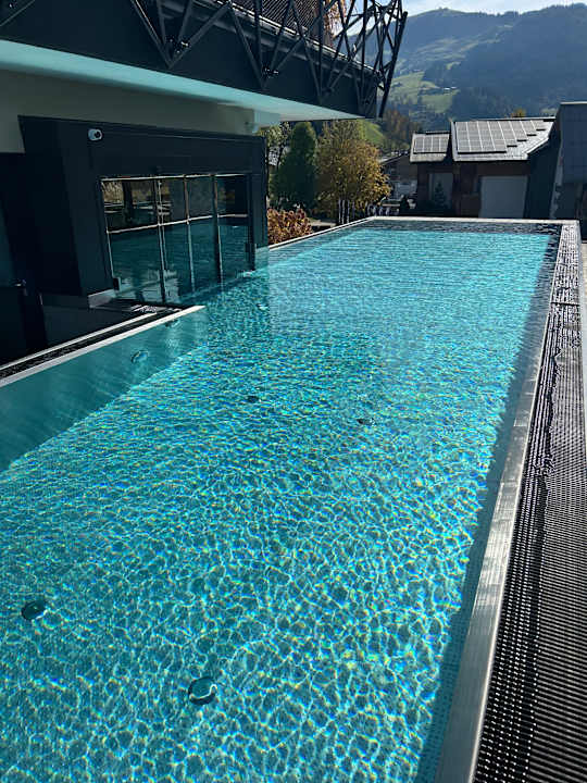 Pool die HOCHKÖNIGIN - Mountain Resort
