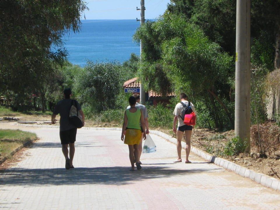Immer noch auf dem Weg zum Strand Club Sidelya Hotel