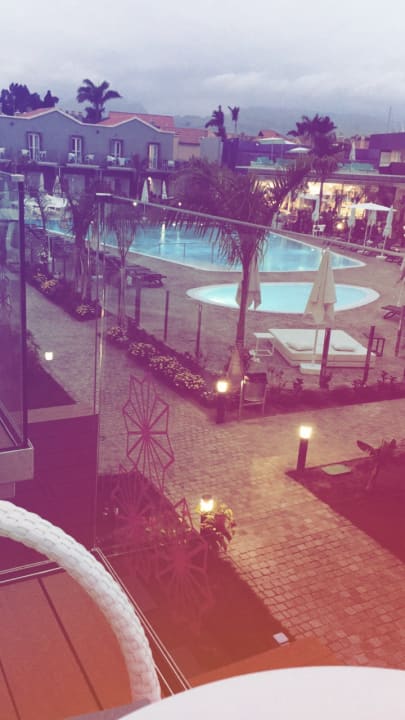 Pool LIVVO Los Calderones