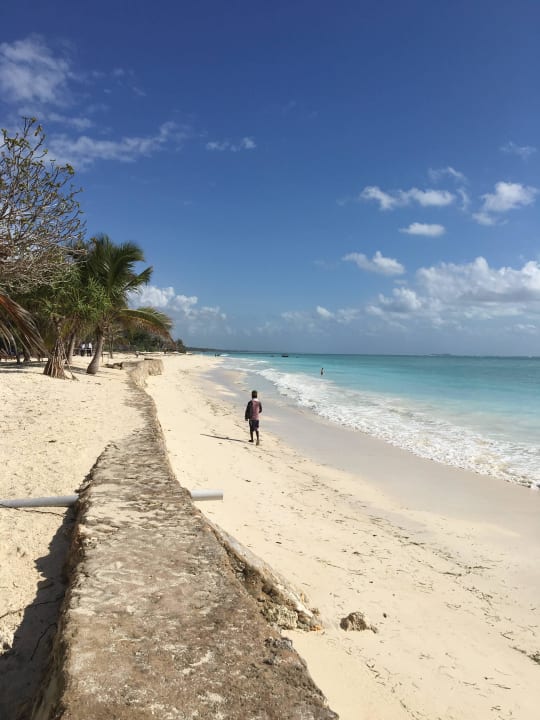 Ein Traum Neptune Pwani Beach Resort & Spa