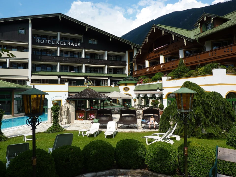 Gartenanlage Neuhaus Zillertal Resort