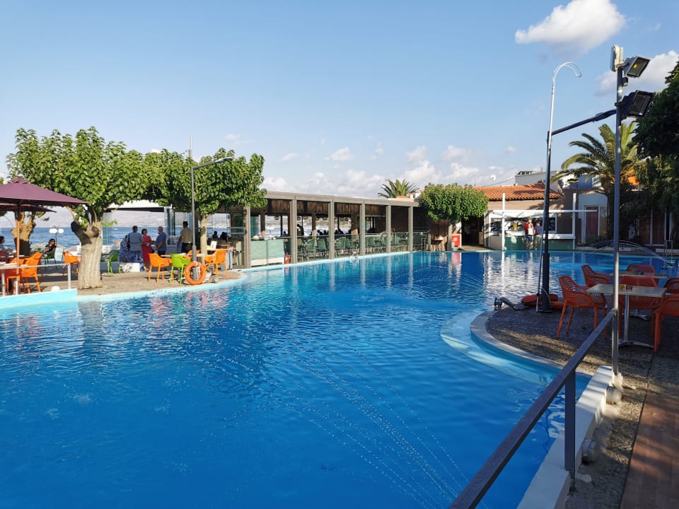Pool Corissia Beach Hotel