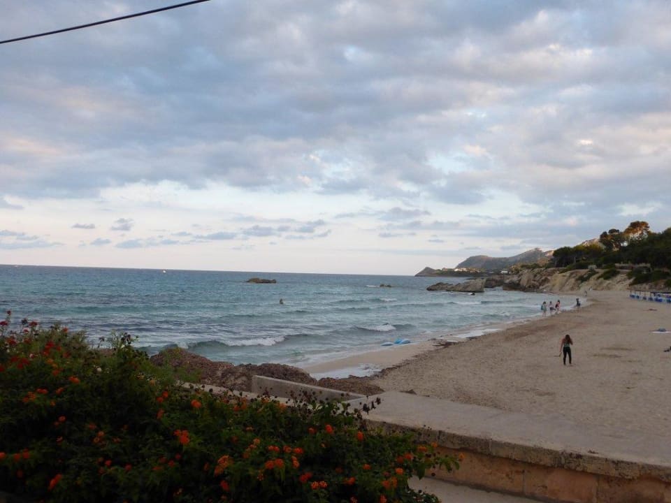 Strand am Abend Hotel Clumba