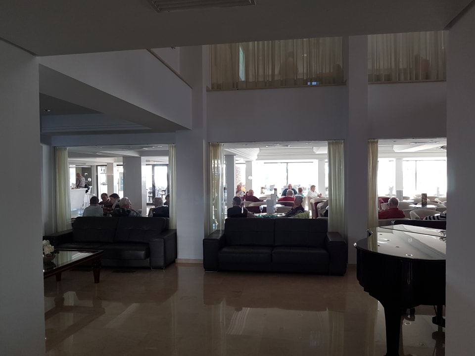Lobby CM Playa del Moro