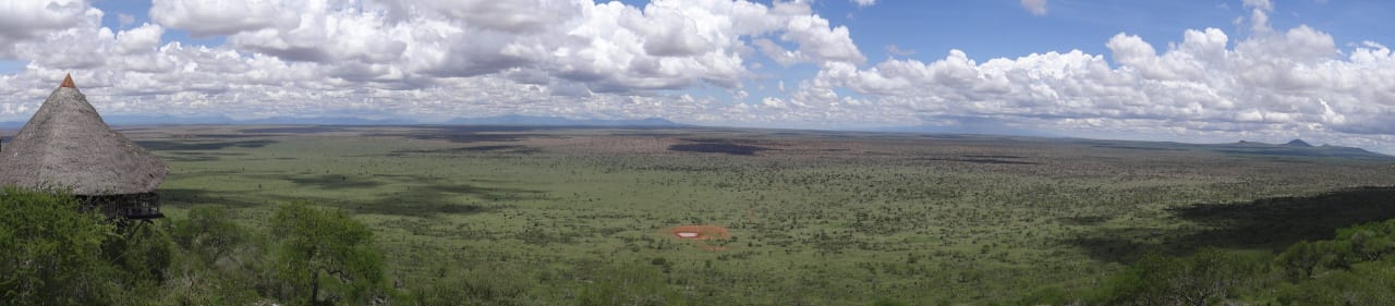 Ausblick aus dem Zelt, Panoramafoto Lions Bluff Safari Camp