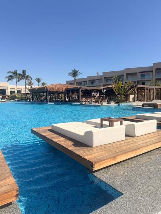 Pool Steigenberger Resort Ras Soma