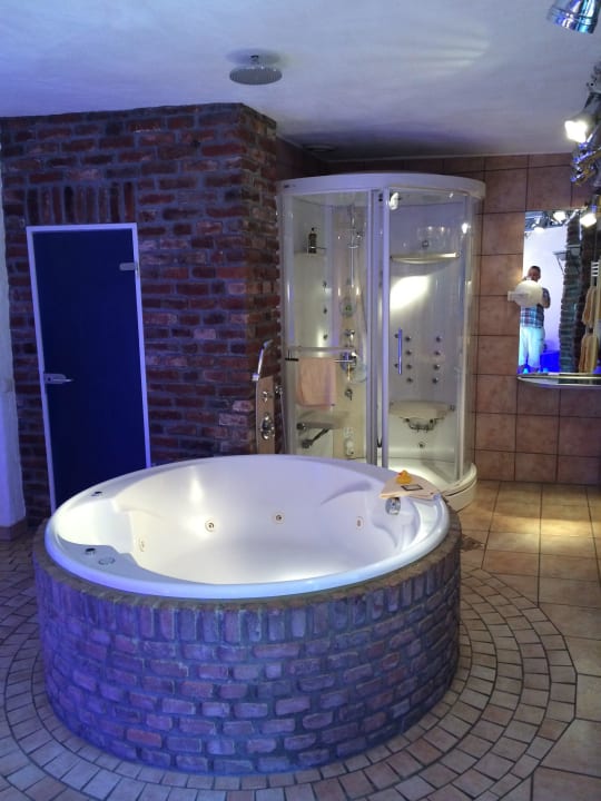 Whirlpool Zimmer 68 Land Gut Höhne