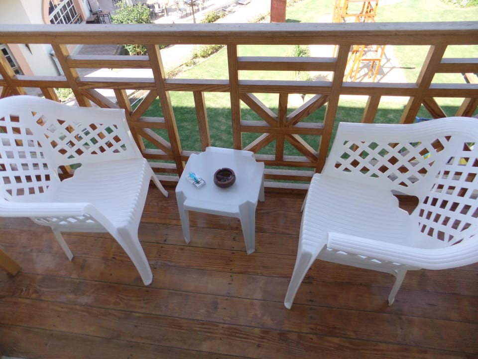 Bestuhlung Balkon  Pickalbatros Dana Beach Resort - Hurghada