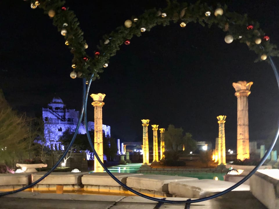 Pool Xanadu Resort Hotel