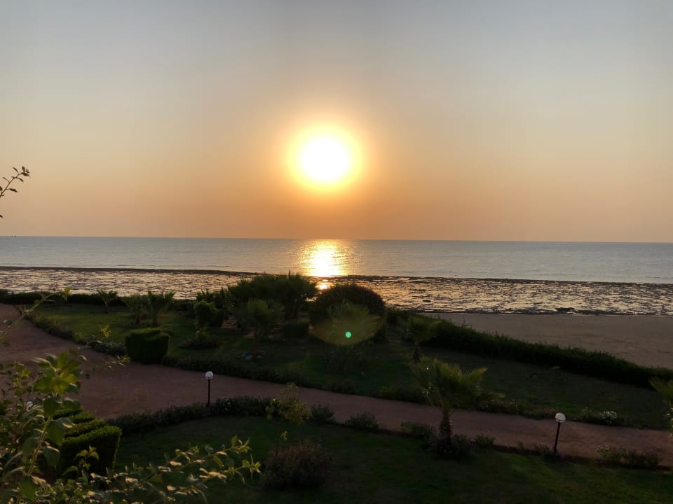 Zimmer Three Corners Equinox Beach Resort