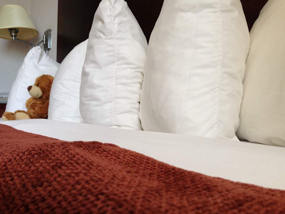 Bett Quality Hotel & Suites Airport East