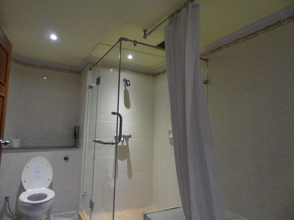 Geräumig Royal Benja Hotel