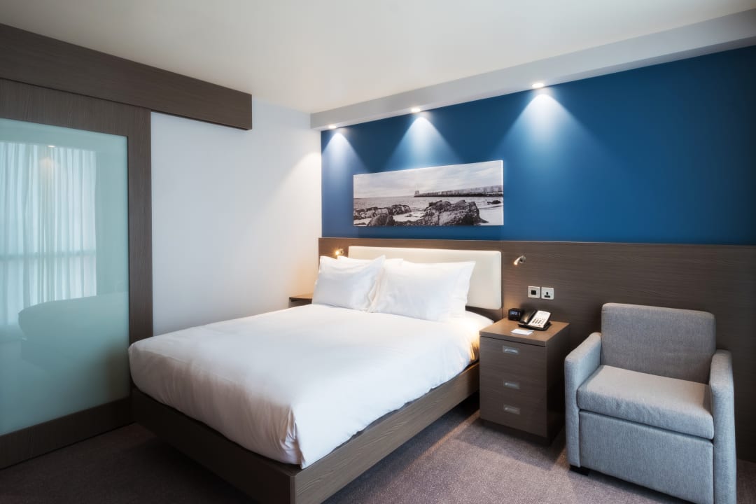 Zimmer Hampton by Hilton Aberdeen Westhill