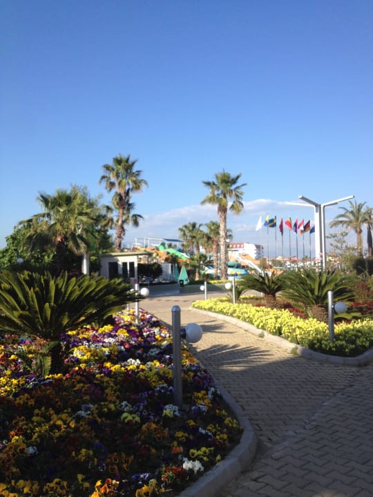 Blick auf den Aquapark VONRESORT Golden Coast