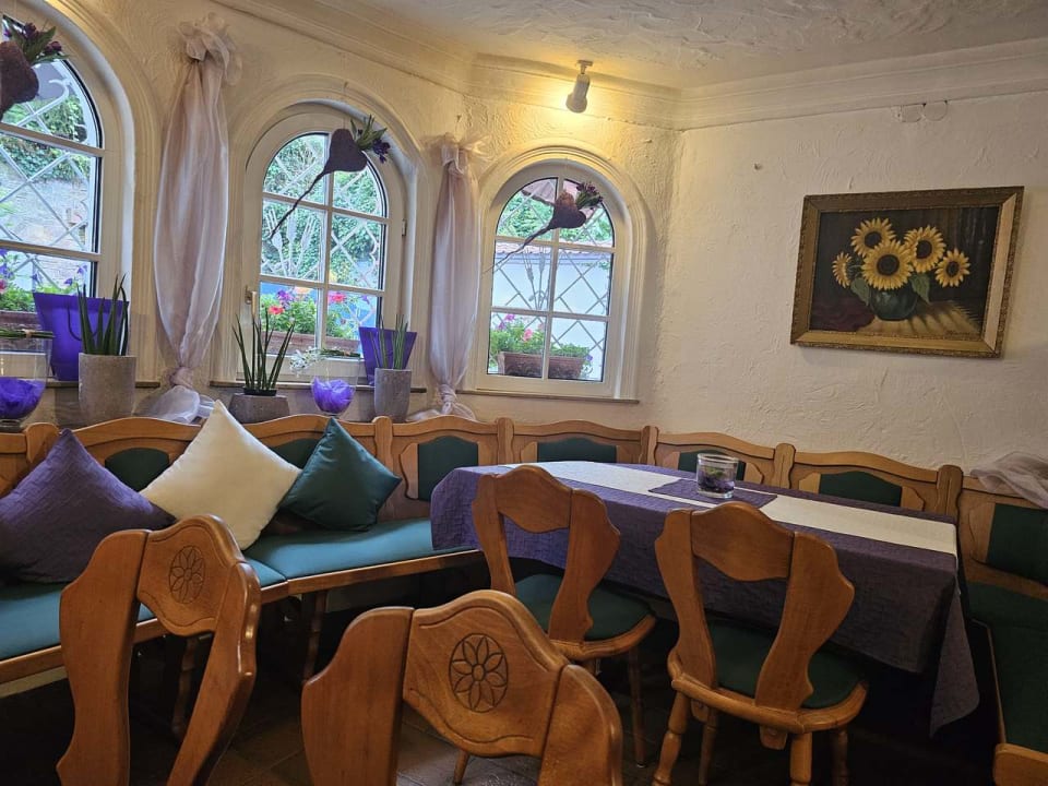 Gastro Pension Burger - Bed & Breakfast