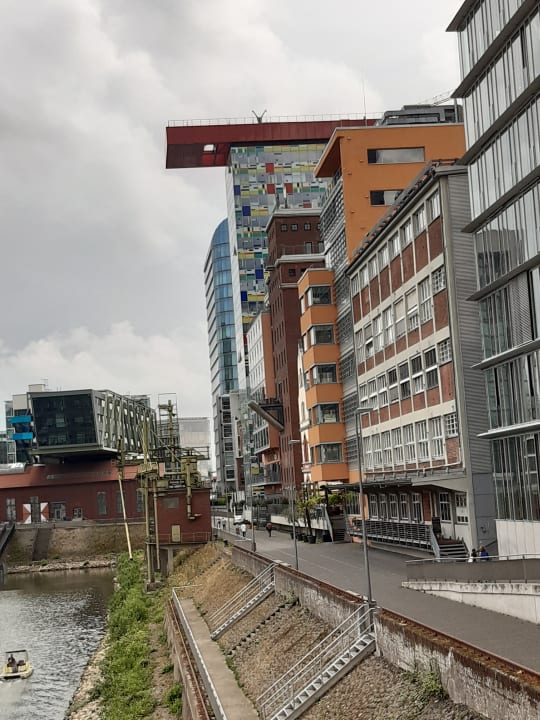 Außenansicht INNSiDE by Meliá Düsseldorf Hafen